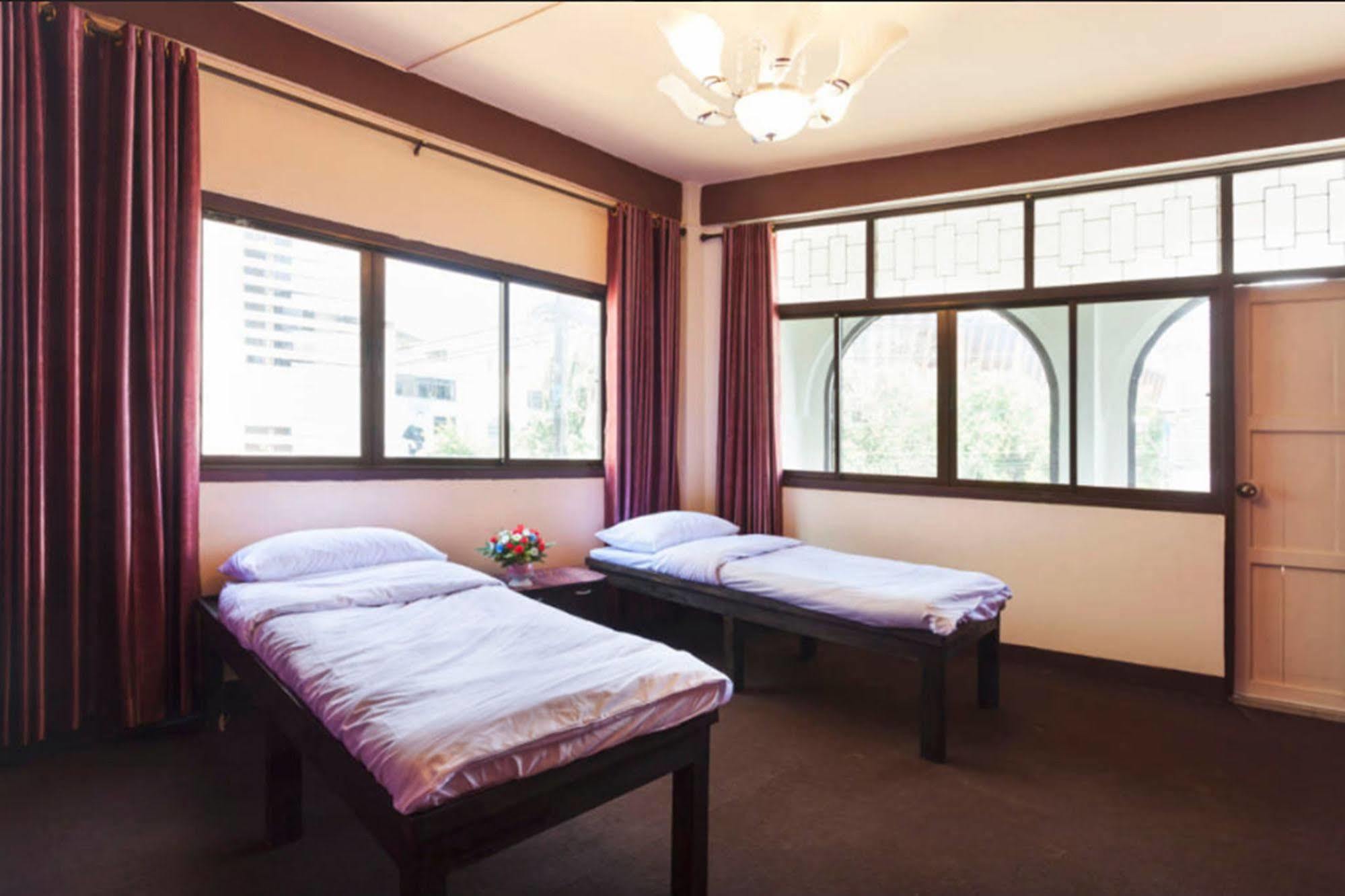 Ma Peak Hotel Chiang Mai Luaran gambar